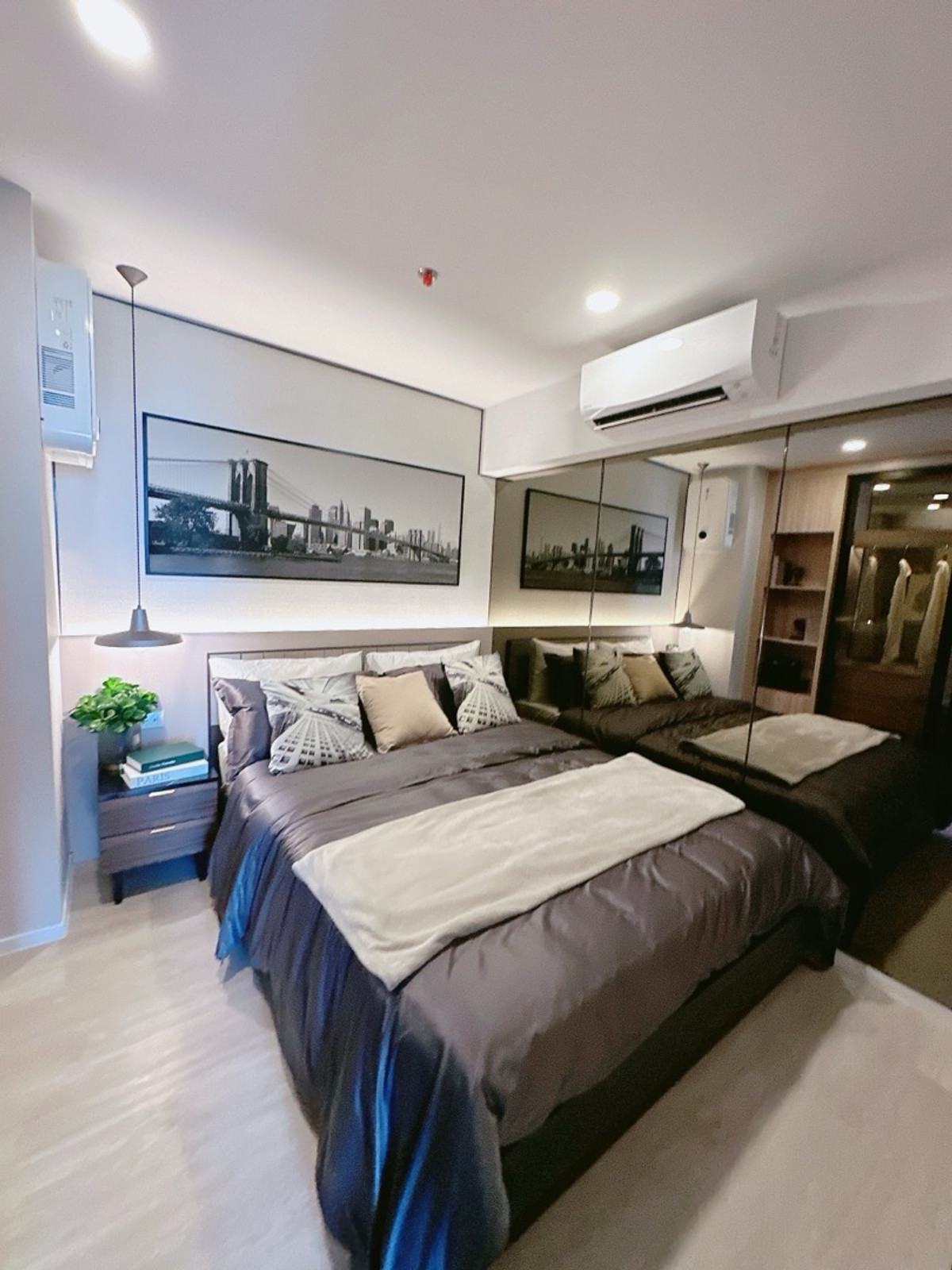 ขายคอนโดพระราม 9 เพชรบุรีตัดใหม่ RCA : 𝐋𝐀𝐍𝐃𝐌𝐀𝐑𝐊 𝐑𝐀𝐌𝐀𝟗 ผ่อนสบายๆ 𝟗,𝟗𝟎𝟎/เดือน 𝐅𝐫𝐞𝐞 เงินดาวน์ ทุกค่าใช่จ่าย ห้องหลุดด มือ1 