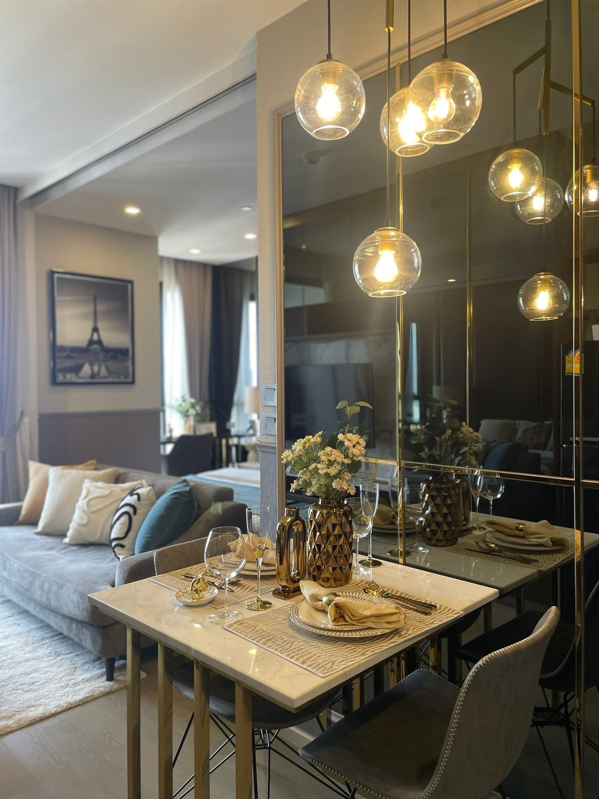 ให้เช่าคอนโดสุขุมวิท อโศก ทองหล่อ : Ashton Asoke, Available For Rent, Modern Luxury Style, Near MRT, Available For Rent now