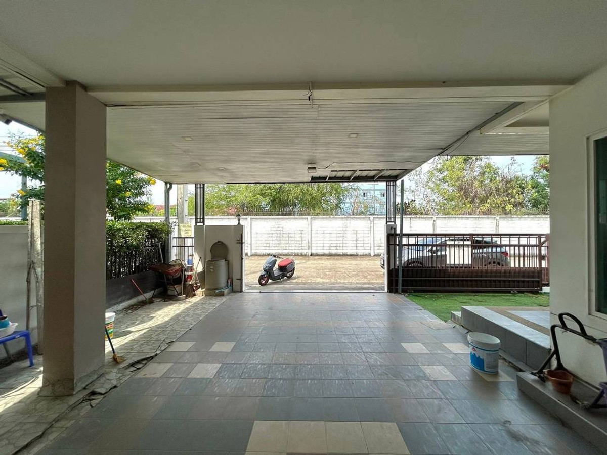 For SaleHousePathum Thani,Rangsit, Thammasat : Single house for sale, Bella Wongwaen - Lumlukka Klong 3, size 60 sq m, in front of the house does not collide with anyone, Bella Wongwaen - Lumlukka Klong 3
