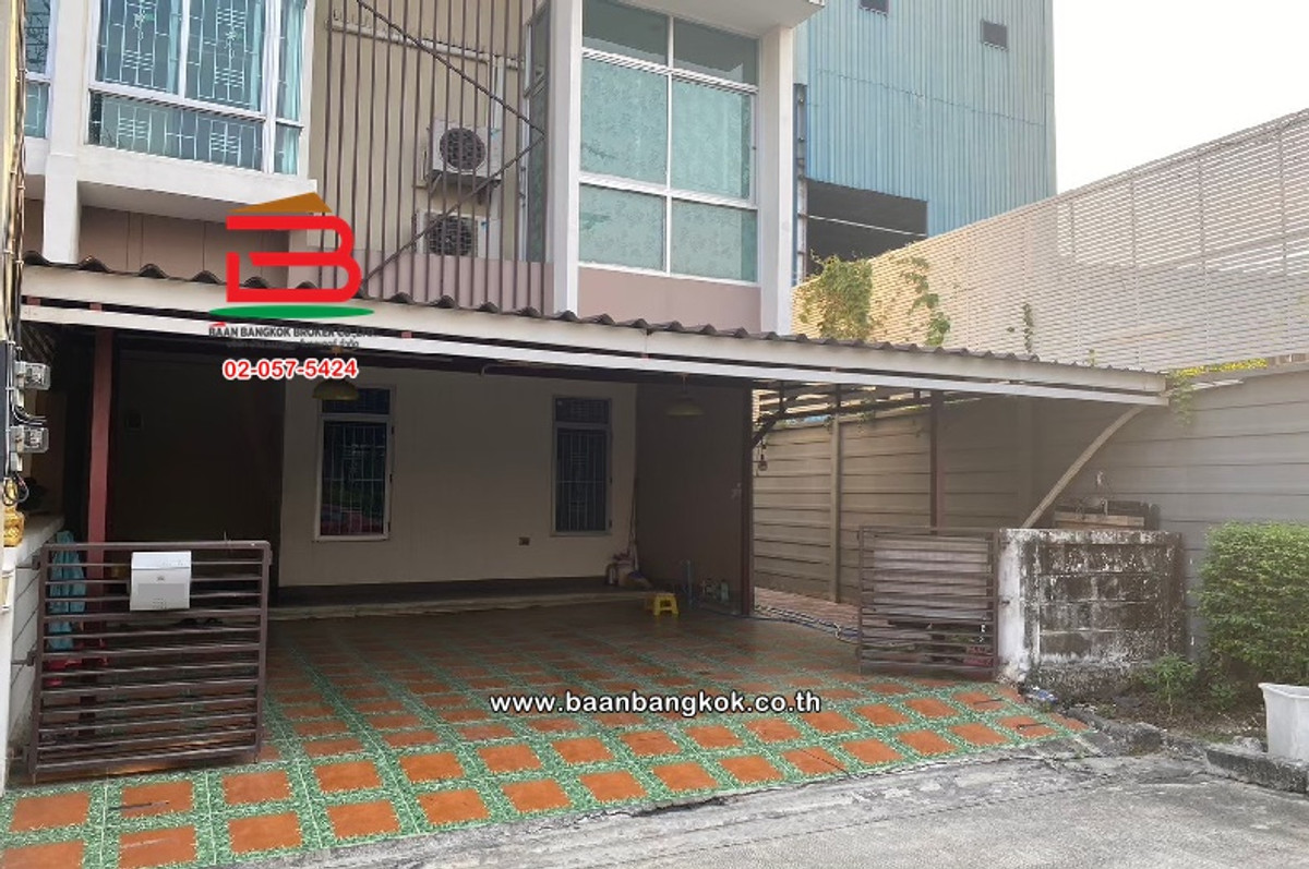 ขายทาวน์โฮมปทุมธานี รังสิต ธรรมศาสตร์ : ทาวน์โฮม โครงการ ฮาบิทาวน์ โฟลด์ ติวานนท์-แจ้งวัฒนะ เนื้อที่ 30.8 ตารางวา ใกล้โรงเรียนพระหฤทัยนนทบุรี ถนนติวานนท์ ตำบลบ้านใหม่ อำเภอเมืองปทุมธานี จังหวัดปทุมธานี