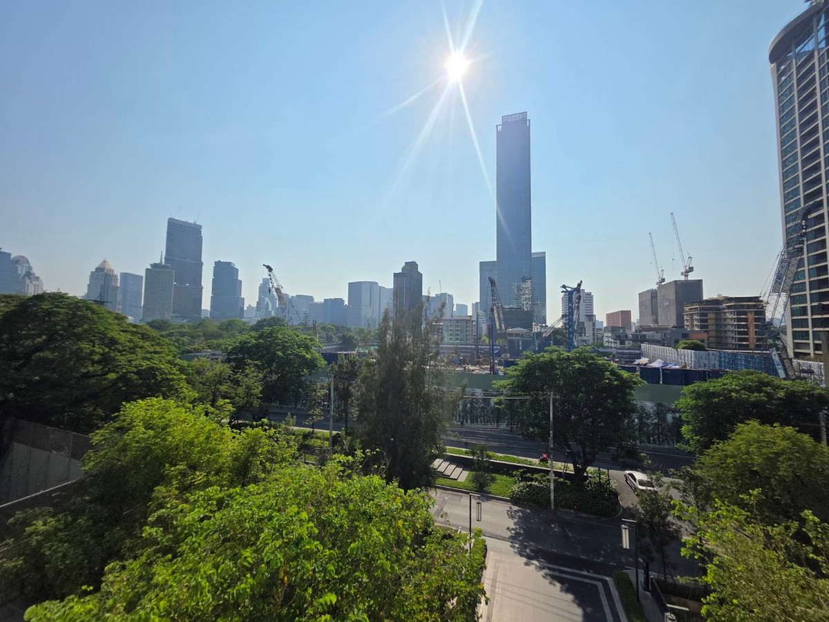 For SaleCondoWitthayu, Chidlom, Langsuan, Ploenchit : Muniq Langsuan: 1+1bed 1bath 64.56sqm. 23,500,000 Am: 0656199198