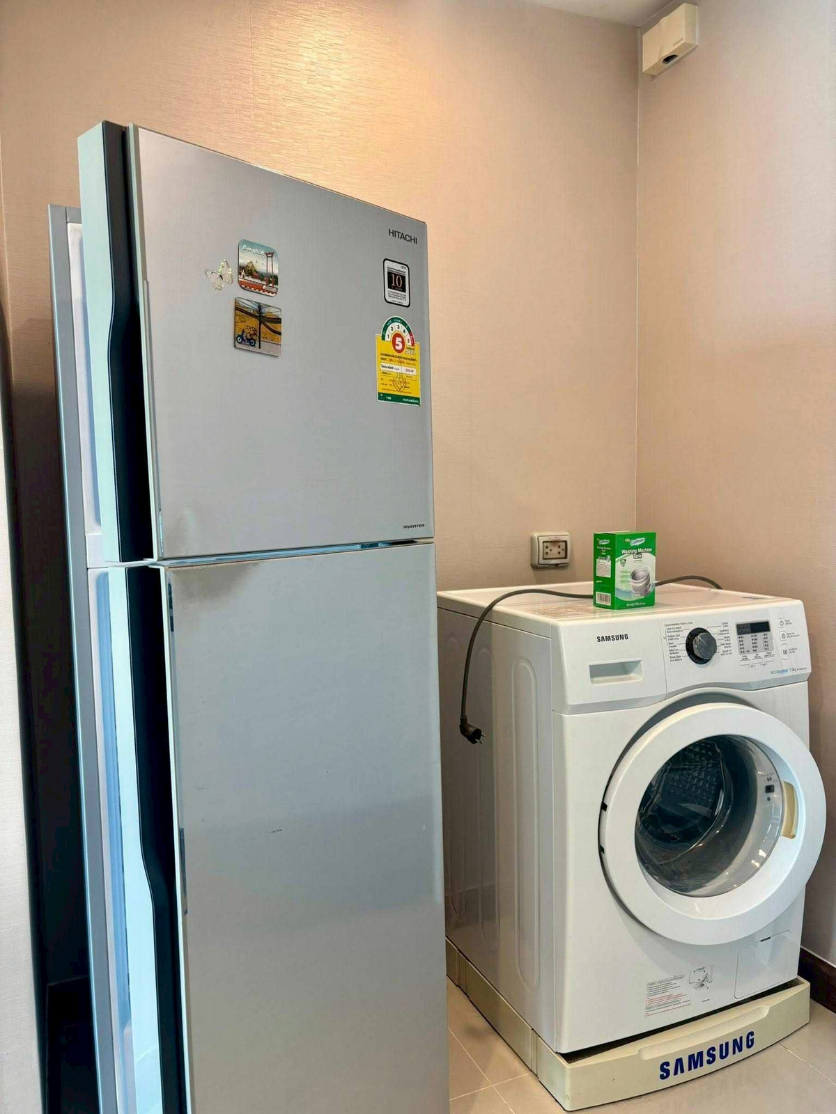 ให้เช่าคอนโดสุขุมวิท อโศก ทองหล่อ : คอนโด Supalai Premier Asoke เดินทางสะดวก ใกล้รถไฟฟ้า มีรถรับส่ง ห้องแต่งสวย เฟอร์นิเจอร์ครบ พร้อมอยู่!!