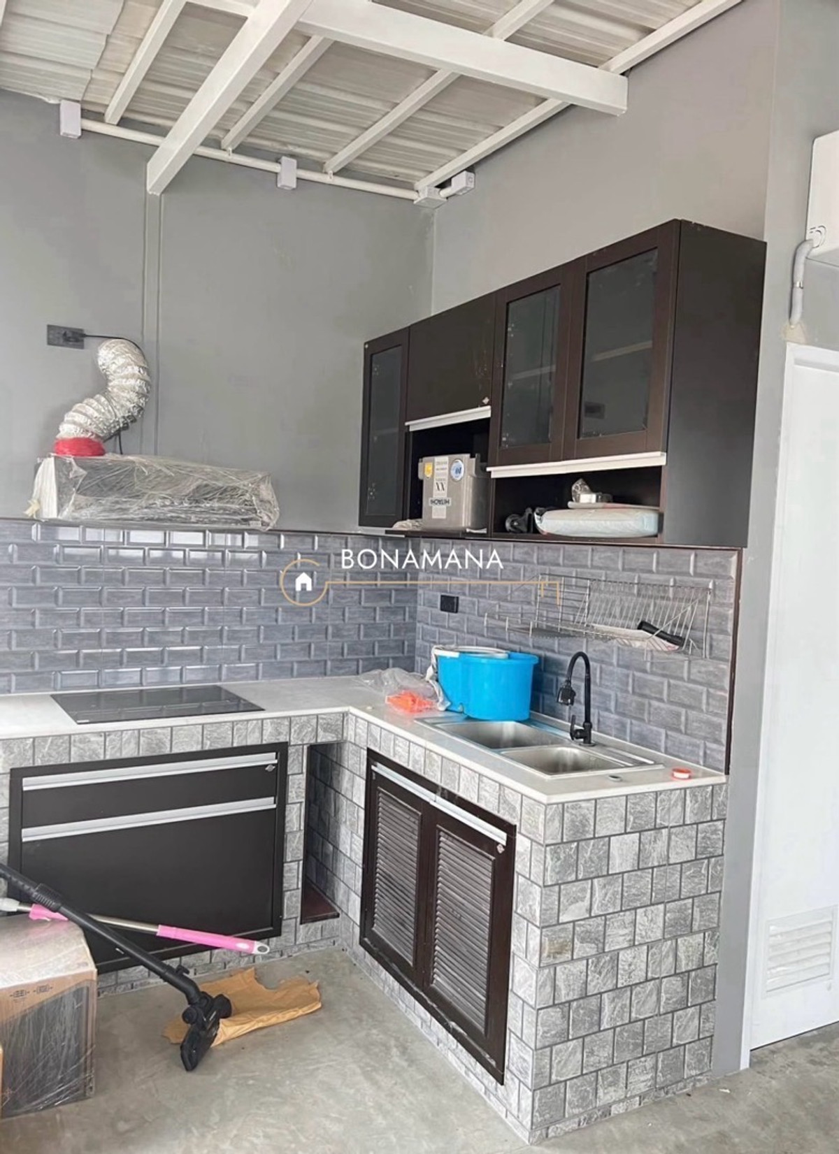 For RentShop HouseYaowarat, Banglamphu : Rent a commercial building, 1 unit, 6 floors, Yaowarat - Ratchawong, charming alleys, foreign tourist attractions, Hostel / Airbnb is Perfect rooms!