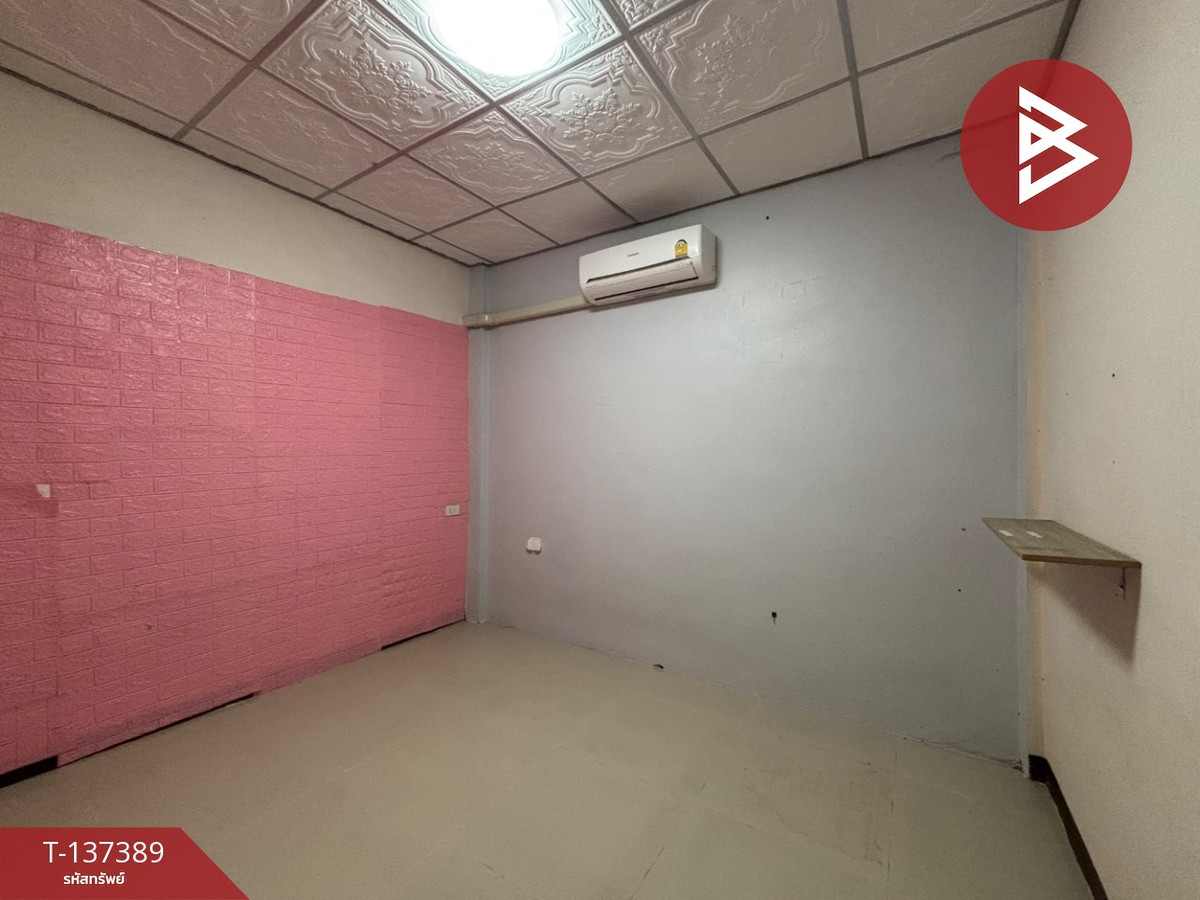 ขายทาวน์โฮมสมุทรปราการ สำโรง :  ขายทาวน์เฮ้าส์ หมู่บ้านวัลย์ลดา ประชาอุทิศ พระสมุทรเจดีย์ สมุทรปราการ