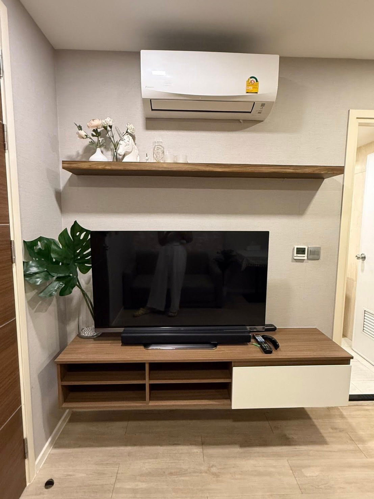 For RentCondoChokchai 4, Ladprao 71, Ladprao 48, : 🔥 Very beautiful room, ready to move in, Lat Phrao location ‼️ For rent, Atmoz Lat Phrao 71, beautiful condo, good atmosphere, fully decorated room, furniture + complete electrical appliances. Ready to move in immediately.