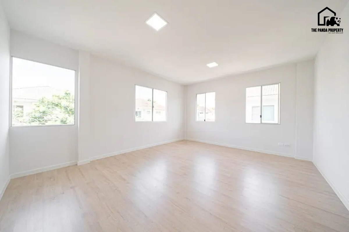 ขายบ้านสมุทรปราการ สำโรง : ชลลดา สุวรรณภูมิ