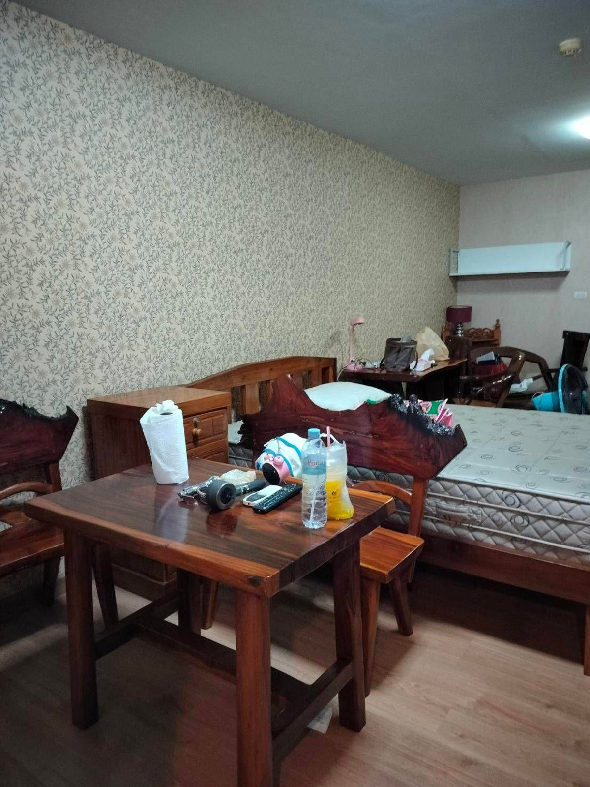 For SaleCondoKasetsart, Ratchayothin : Code: KJS412 Selling Supalai Park Kaset Supalai Park Kaset. Inquire @kjcondo (with @ in front too)