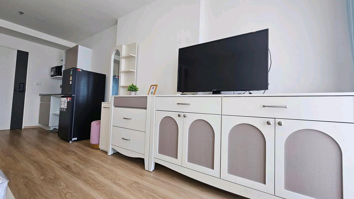 For RentCondoPinklao, Charansanitwong : 🌟 Brand new room, high view, open, comfortable, close to MRT, easy to travel, meets the needs of city people. Ready to move in immediately!