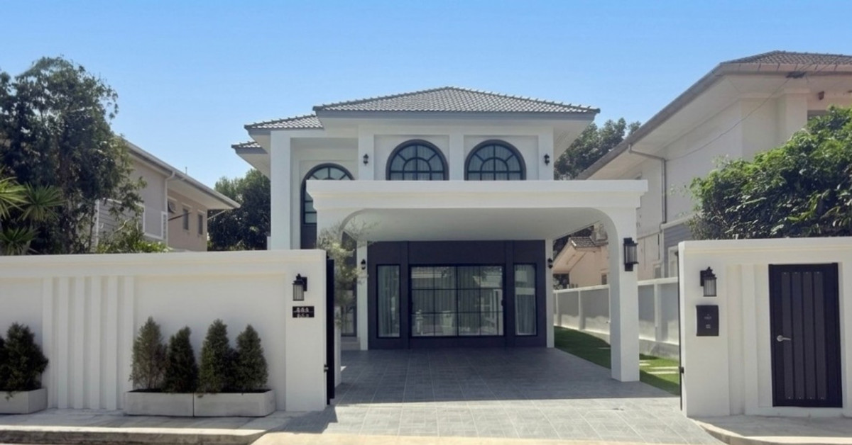 ขายพัทยา บางแสน ชลบุรี สัตหีบ : ขาย บ้านพูลวิลล่าหรู ใกล้หาดจอมเทียนเพียง 5 นาที