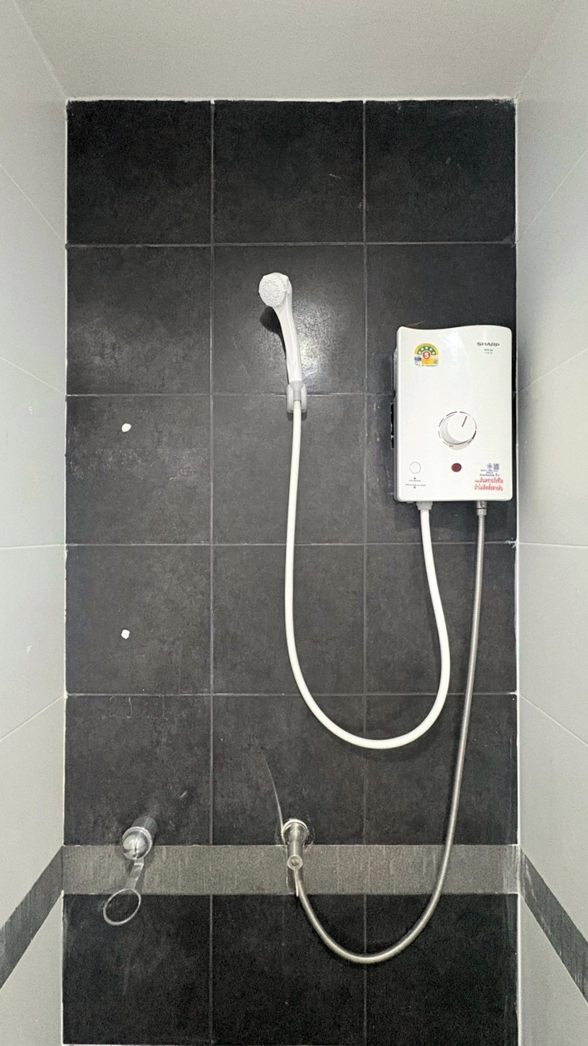 ขายคอนโดอ่อนนุช อุดมสุข : ✨คอนโดห้องสวย เดินทางสะดวก 🚅 ใกล้รถไฟฟ้า BTS และ MRT 📌โครงการ A space สุขุมวิท77📌