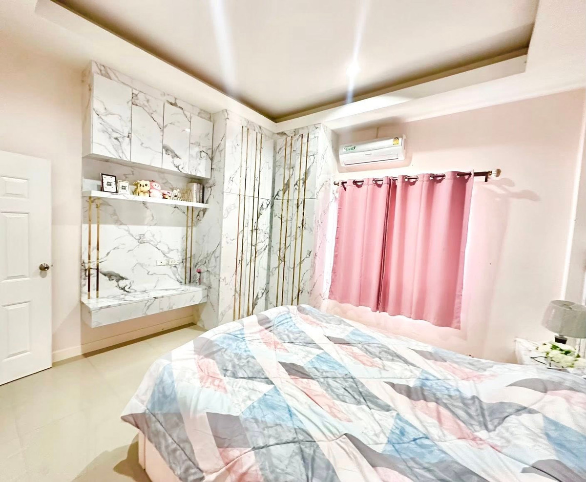 For SaleHousePattaya, Bangsaen, Chonburi : Rawiphon Village Rom Sai Nong Pla Lai / 3 Bedrooms (FOR SALE) BEWN144