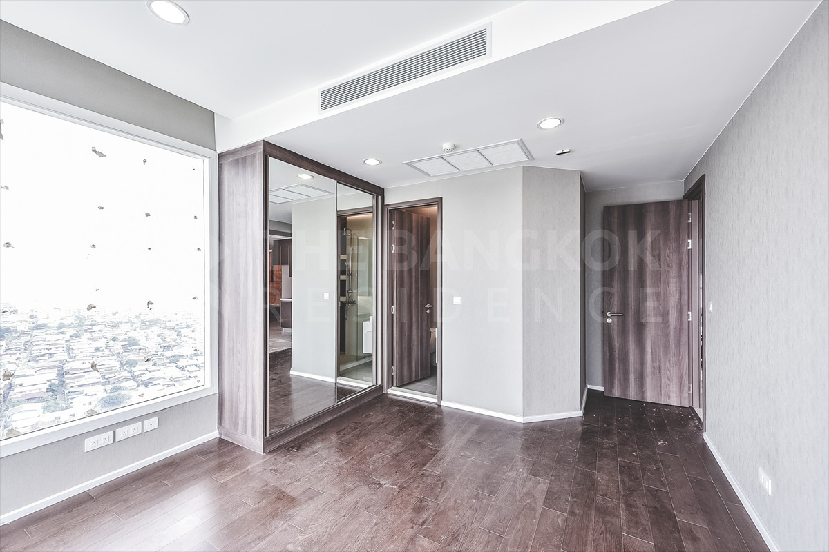 For SaleCondoSathorn, Narathiwat : 🌊 Chao Phraya River view! 2 bedrooms, beautiful room, Menam Residences, good location, good price, only 11.99 million baht 🔥 By Bonnie 0658245701