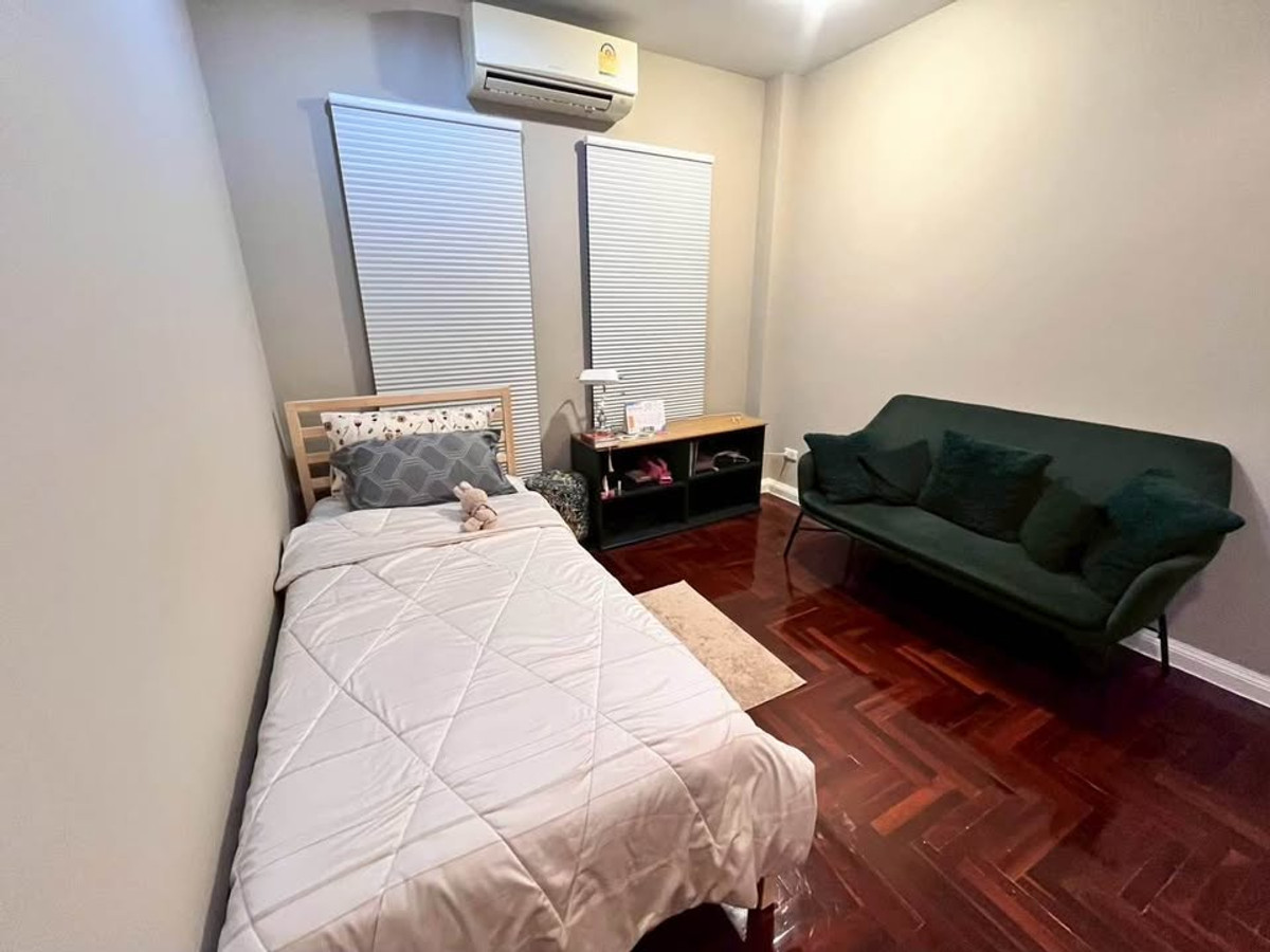 For RentHouseMin Buri, Romklao : Perfect Place Ramkhamhaeng 164