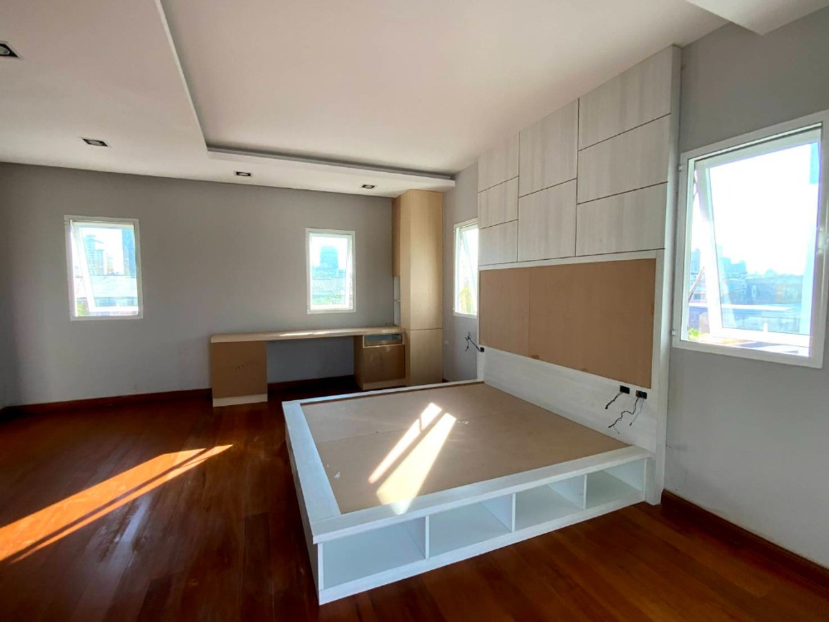 ขายบ้านอ่อนนุช อุดมสุข : บ้านเดี่ยว 202 ตร.ว. ซอยปุณณวิถี 27 / 5 ห้องนอน (ขาย), Detached House 202 sq.w. Soi Punnawithi 27 / 5 Bedrooms (FOR SALE) GNG062