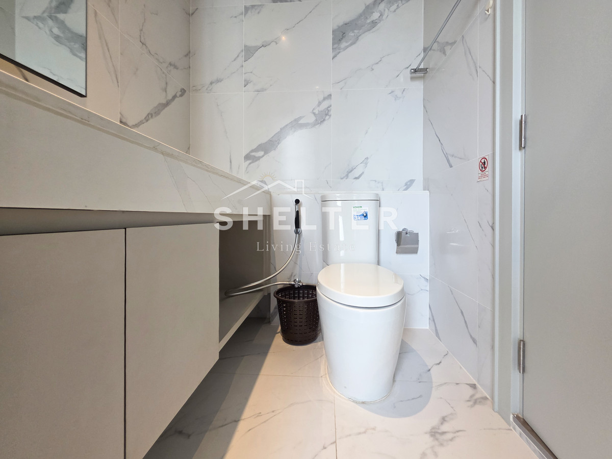 For RentHousePattanakan, Srinakarin : Single house ready for rent, Super Luxury, near Brighton International School | Wellington