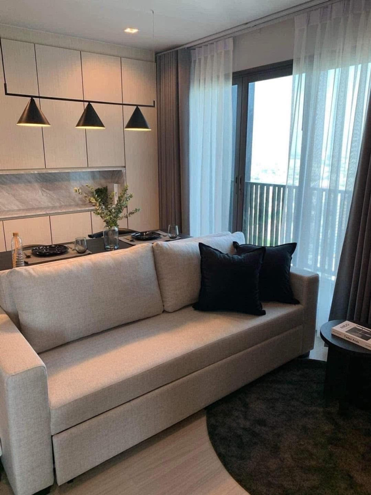 For RentCondoLadprao, Central Ladprao : 🏡✨ Very beautiful room Life Ladprao | Life Ladprao ✨🏡 📍 opposite Central Ladprao 🚆 next to BTS Ladprao Intersection | connected to MRT Phahon Yothin 🔑 Condo for rent Life Ladprao * Building A, 41st floor, high view, airy * Size 50 sq m. * 2 bedrooms | 1 b