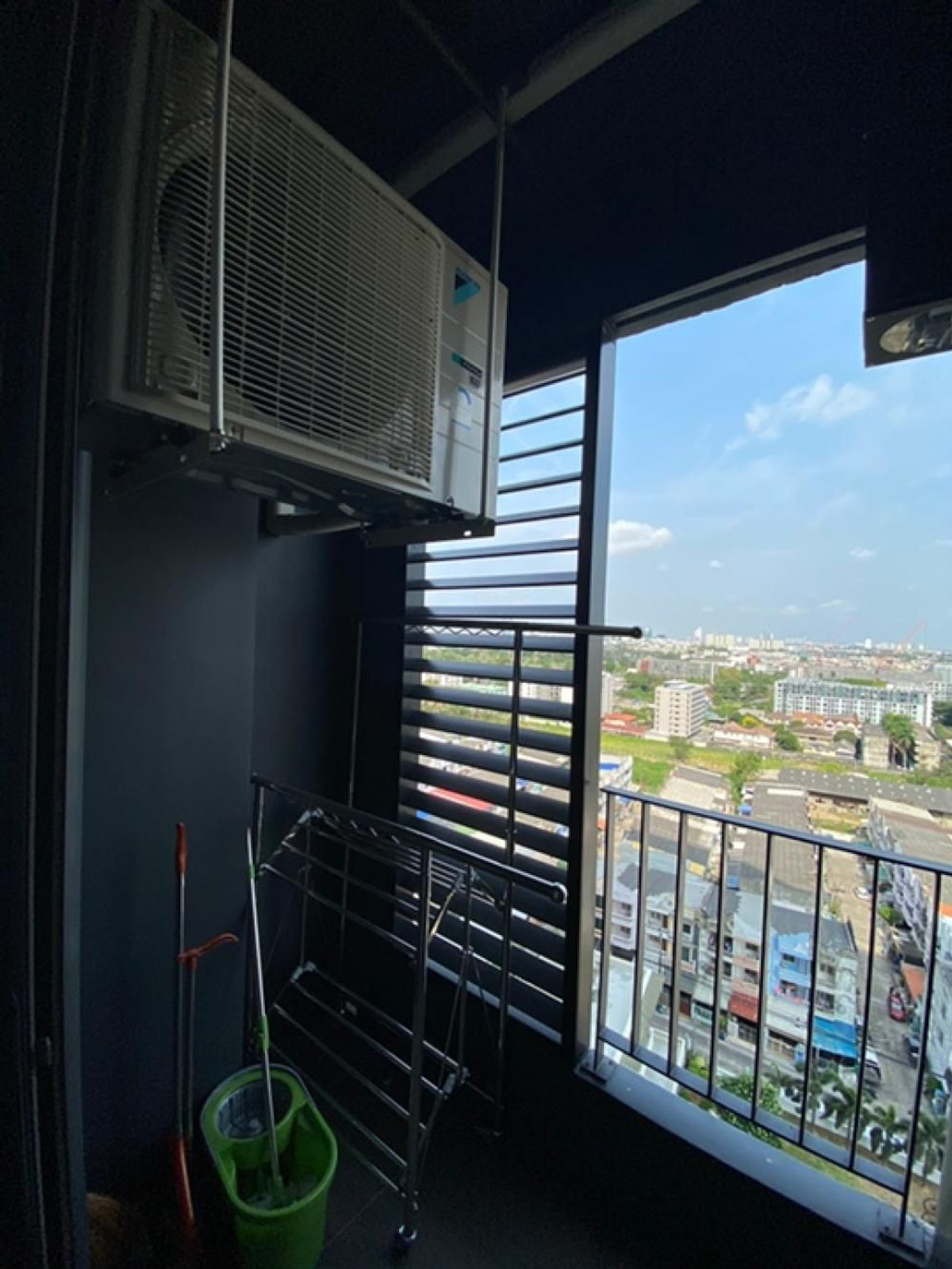 For RentCondoBangna, Bearing, Lasalle : Unit Available at Ideo Mobi Sukhumvit East Point