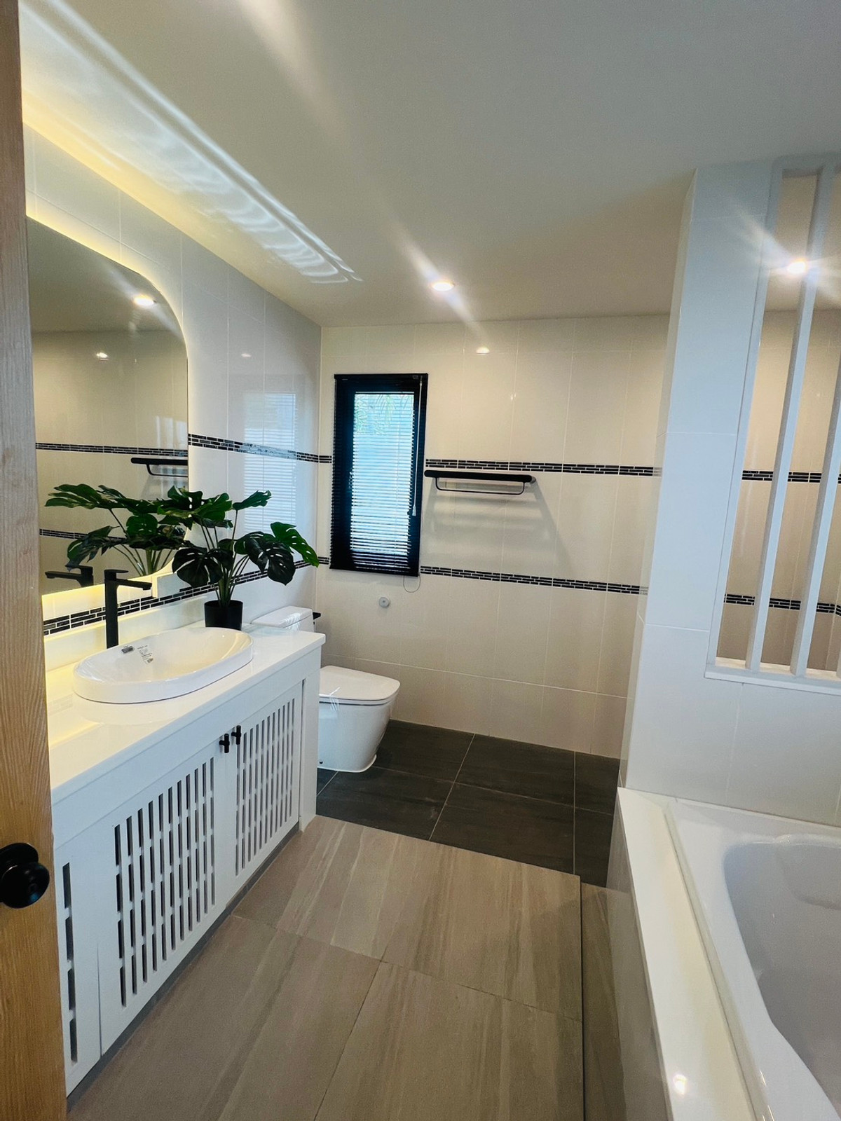 ขายบ้านพัทยา บางแสน ชลบุรี สัตหีบ : บ้านเดี่ยว นิบบาน่า เชด / 3 ห้องนอน (ขาย), House Nibbana Shade / 3 Bedrooms (FOR SALE) AM111