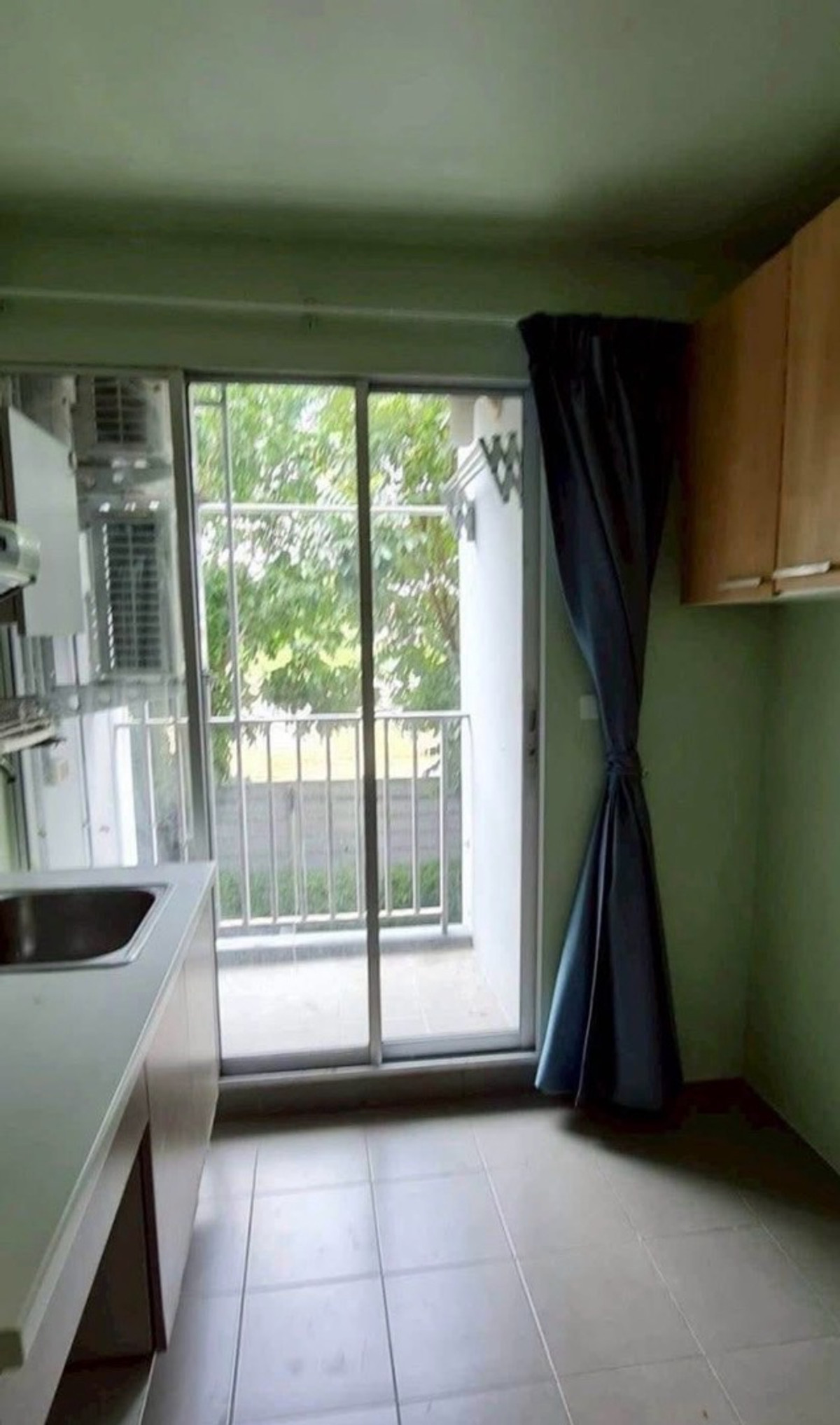 ให้เช่าคอนโดรามคำแหง หัวหมาก : 💙@condocurator 💙 📍ให้เช่า Dcondo Ramkhamhaeng 9 ราคาดี พร้อมเข้าอยู่ [BM0156]