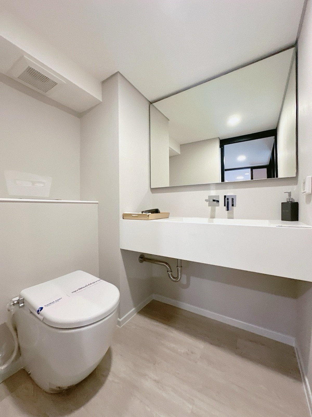 ขายคอนโดพระราม 9 เพชรบุรีตัดใหม่ RCA : 𝐋𝐀𝐍𝐃𝐌𝐀𝐑𝐊 𝐑𝐀𝐌𝐀𝟗 ผ่อนสบายๆ 𝟗,𝟗𝟎𝟎/เดือน 𝐅𝐫𝐞𝐞 เงินดาวน์ ทุกค่าใช่จ่าย ห้องหลุดด มือ1 