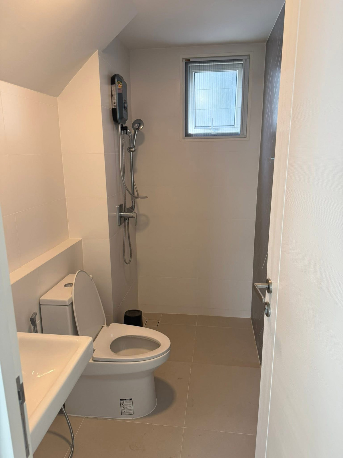 ให้เช่าบ้านบางนา แบริ่ง ลาซาล : บ้านเดี่ยวให้เช่า ✨ Villaggio 2 Srinakarin-Bangna ✨ 3 ห้องนอน 3 ห้องน้ำ เฟอร์นิเจอร์ และ เครื่องใช้ไฟฟ้าครบ 