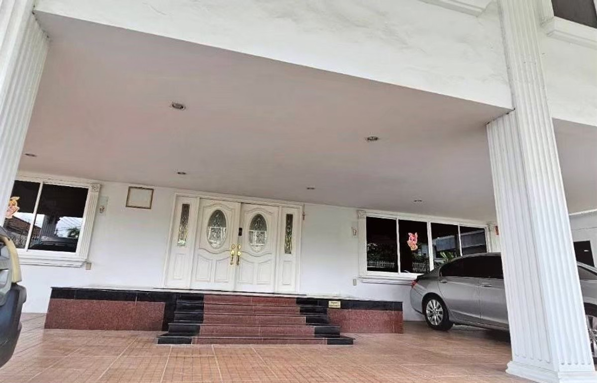 ให้เช่าโฮมออฟฟิศราษฎร์บูรณะ สุขสวัสดิ์ : โฮมออฟฟิต 2 อาคาร 6 คูหา ตกแต่งสวยงาม ให้เช่า ย่านพระราม2-พุทธบูชา ใกล้โรงพยาบาลบางปะกอก 9 อินเตอร์เนชั่นแนล เพียง 950 เมตร