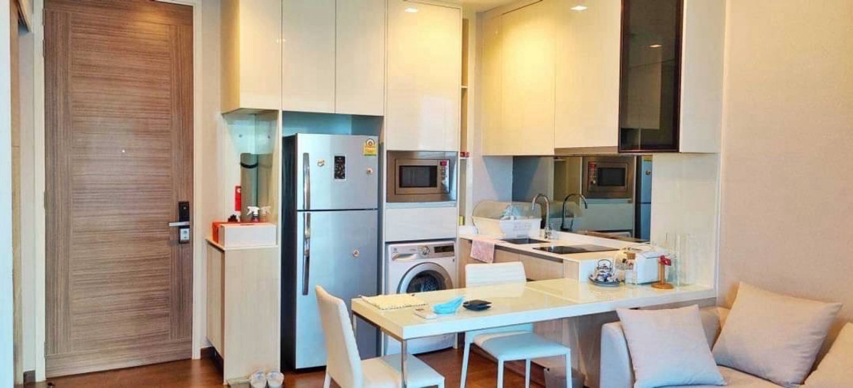 For RentCondoRama9, Petchburi, RCA : For Rent!! Q Asoke Rent Price!! 25,000฿ per month❤️‍🔥 1 Bedroom size 45 sq.m. Contact Aomam (agent) Tel./Line id : 0955871692 WhatsApp : +66 95 587 1692