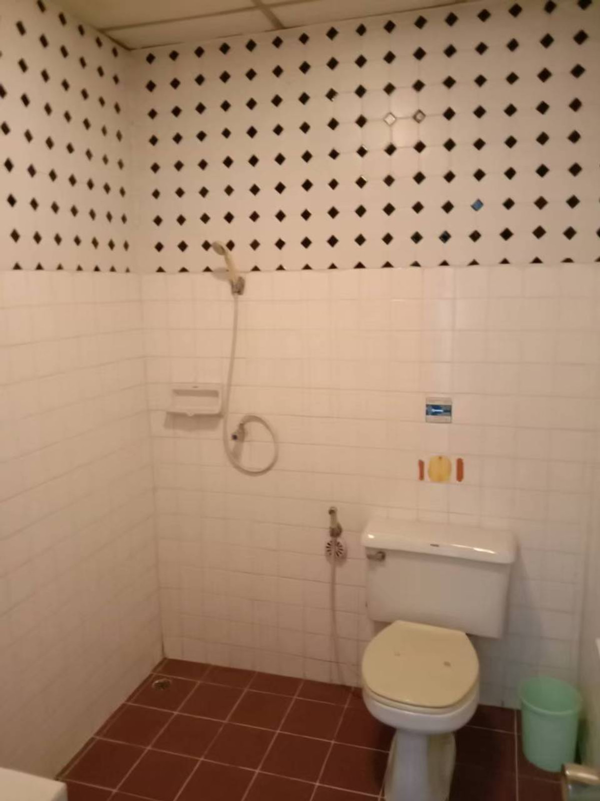 For SaleHome OfficeLadprao, Central Ladprao : 96382 - Home office for sale and rent, Nakniwat 2, 6 work rooms, 3 bathrooms, office furniture with 240 sq m, width 4.6*16 meters.