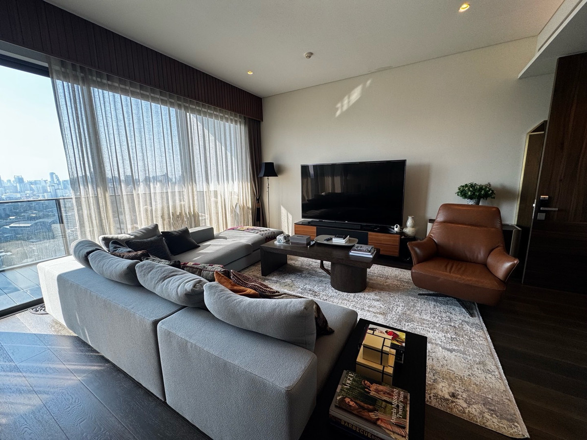 ให้เช่าคอนโดสุขุมวิท อโศก ทองหล่อ : 🏙 𝑭𝒐𝒓 𝒓𝒆𝒏𝒕 3 bedrooms @ 𝑻𝒆𝒍𝒂 𝑻𝒉𝒐𝒏𝒈𝒍𝒐𝒓 | 𝑼𝒍𝒕𝒓𝒂 𝒍𝒖𝒙𝒖𝒓𝒚 𝒊𝒏 𝒕𝒉𝒆 𝒎𝒊𝒅𝒅𝒍𝒆 𝒉𝒆𝒂𝒓𝒕 𝒐𝒇 𝑻𝒉𝒐𝒏𝒈𝒍𝒐𝒓 