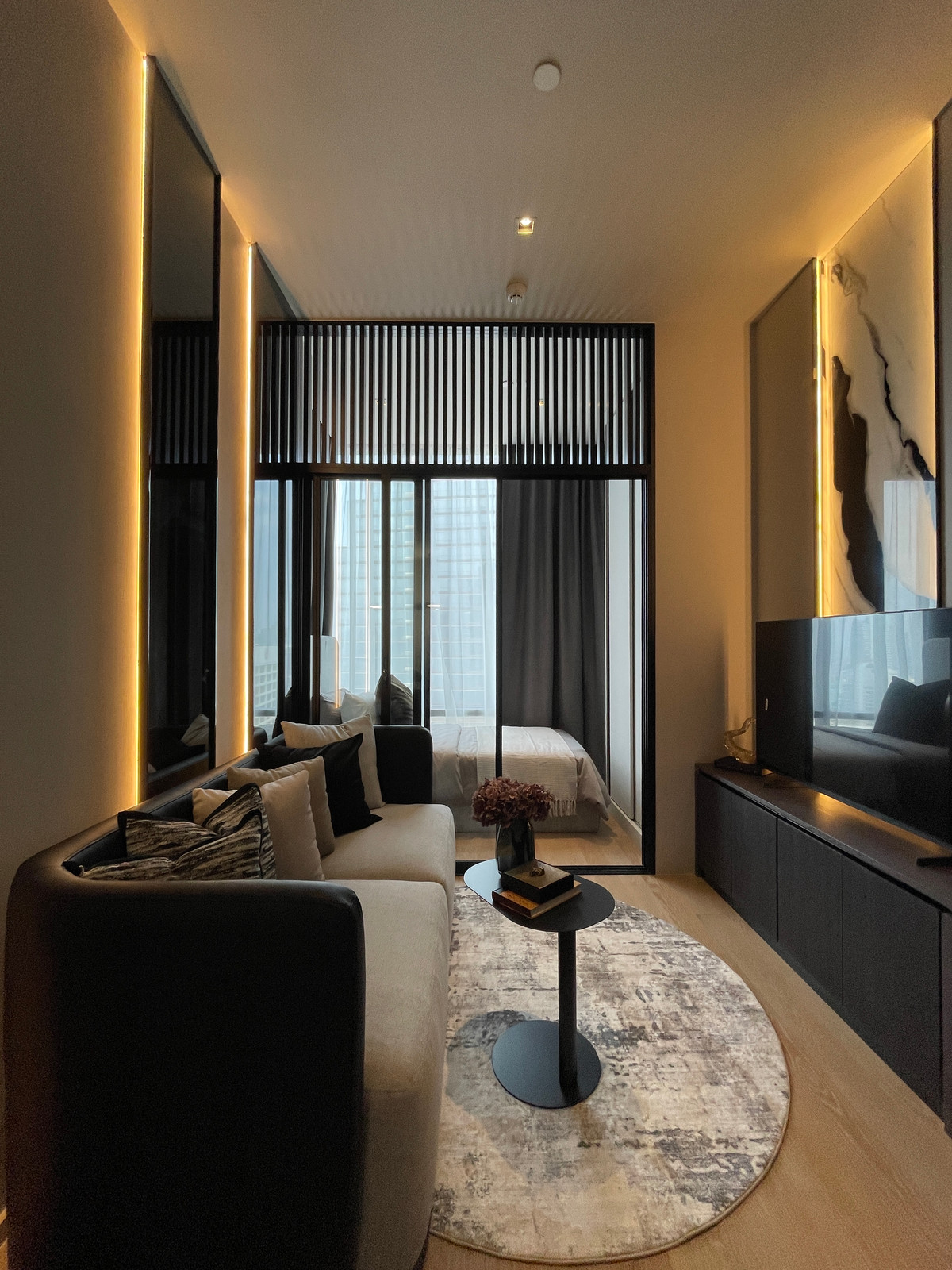 ขายคอนโดสีลม ศาลาแดง บางรัก : [THE PEAK OF SILOM] ASHTON SILOM – Rare 2BR Unit | ชั้น 32 วิวขอบฟ้า ประสบการณ์อยู่คอนโดที่เหมือนอยู่บ้าน 