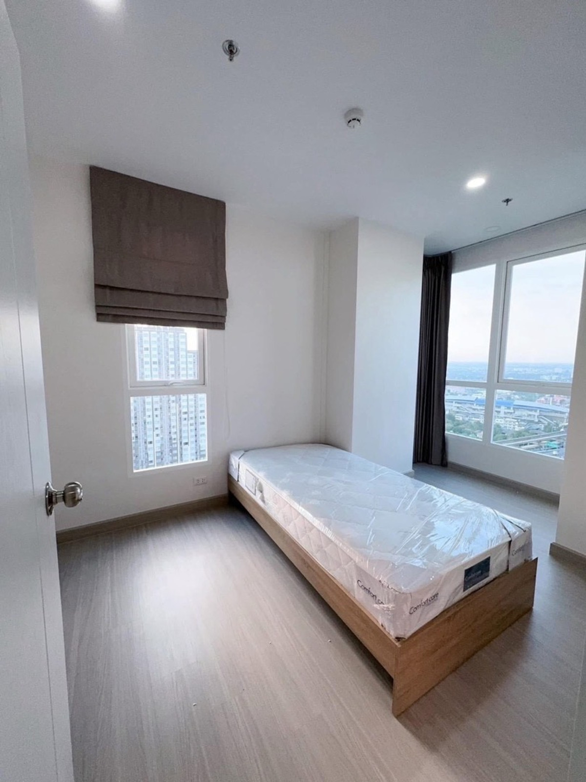 For RentCondoThaphra, Talat Phlu, Wutthakat : #Z5140💥 060469 🔥Condo for rent Supalai Loft Sathon-Ratchaphruek (original code Z4922)