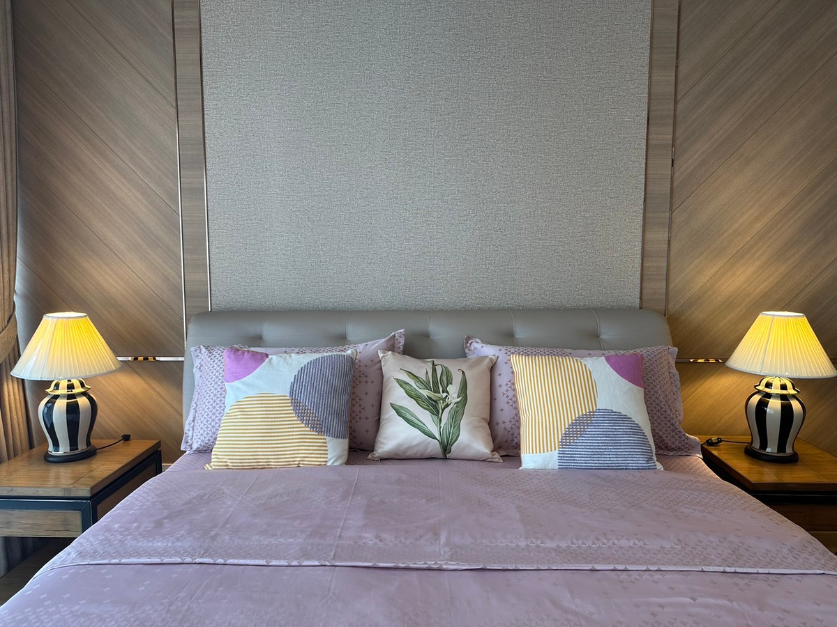 For RentCondoOnnut, Udomsuk : Hot Deal! 3BR Luxury Condo @ Wishdom Connect Sukhumvit | 128 sqm | High Floor | 120,000 THB