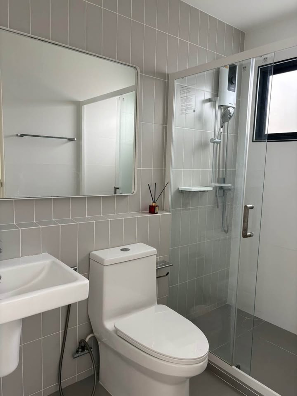 ขายทาวน์โฮมสมุทรปราการ สำโรง : ขายบ้าน Villaggio3 ศรีนครินทร์-บางนา ถนนเลียบคลองหลวงแพ่ง ต.บางแก้ว อ.บางพลี, Samut Prakan, Thailand ใต้ทางด่วนกาญจนา ถนนเทศบาลบางแก้ว ใกล้เมกาบางนา โรงเรียนนานาชาติ SISB Suvanabhumi