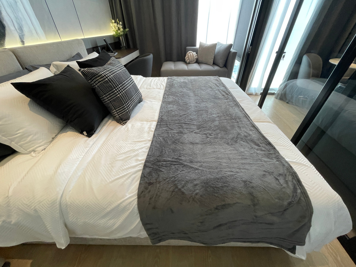 ขายคอนโดสีลม ศาลาแดง บางรัก : 💎 [Ultimate Legacy] ASHTON SILOM – 1BR XL (49.58 ตร.ม.) ชั้น 32 ห้องมุมแห่งวิสัยทัศน์เหนือระดับ บนถนนสายประวัติศาสตร์ 💎 