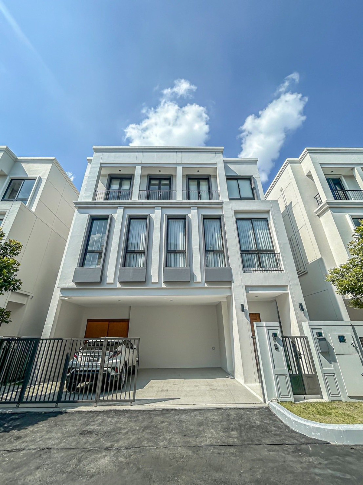 ขายบ้านพัฒนาการ ศรีนครินทร์ :  🔥🔥ขายถูกสุด!! 4b5b 19.3mb - AERIE Srinakarin-Krungthep Kreetha 📞Call 090 919 9898