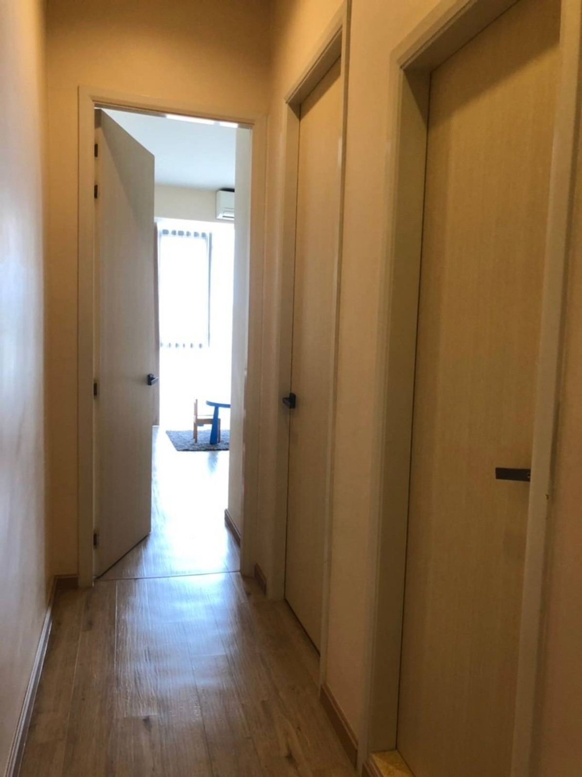 For RentShop HouseWongwianyai, Charoennakor : Commercial building for rent near BTS Krung Thonburi, only 3 minutes.