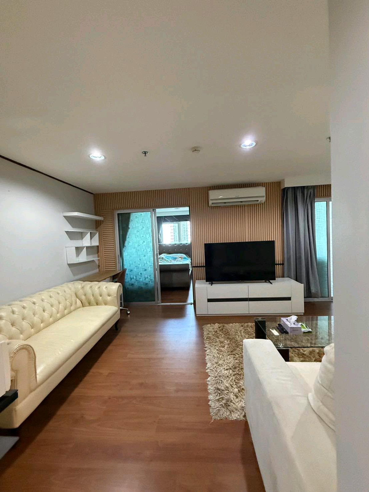 ขายคอนโดพระราม 9 เพชรบุรีตัดใหม่ RCA : ขายขาดทุน 4.5 ล้านบาท 48 ตารางเมตร ชั้น 12A Belle Grand Rama9