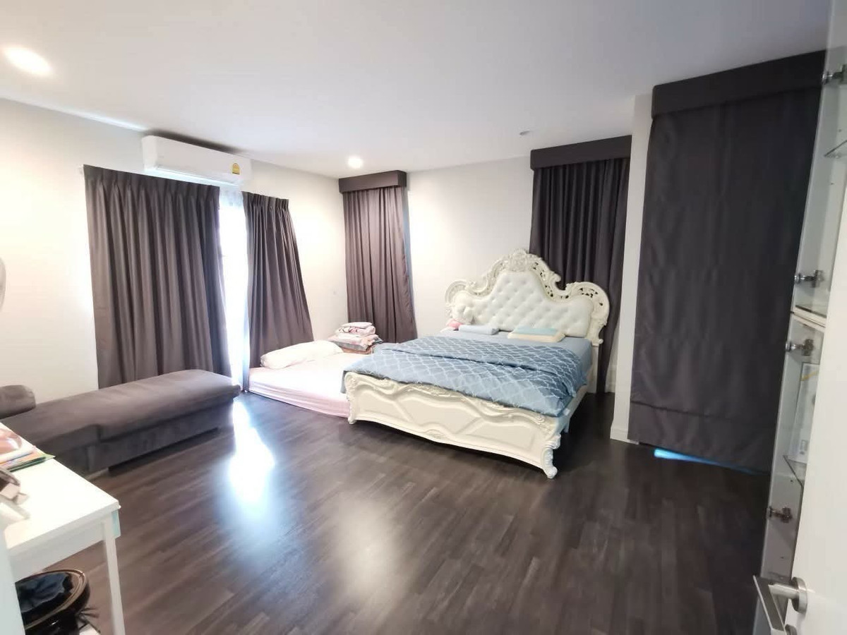 ให้เช่าบ้านปิ่นเกล้า จรัญสนิทวงศ์ : 🏡 ปล่อยเช่าบ้านเดี่ยว โครงการเศรษฐสิริ จรัญ–ปิ่นเกล้า
ทำเลดี ใกล้โรงพยาบาลศิริราช บนถนนเลียบรถไฟตลิ่งชัน เดินทางสะดวก