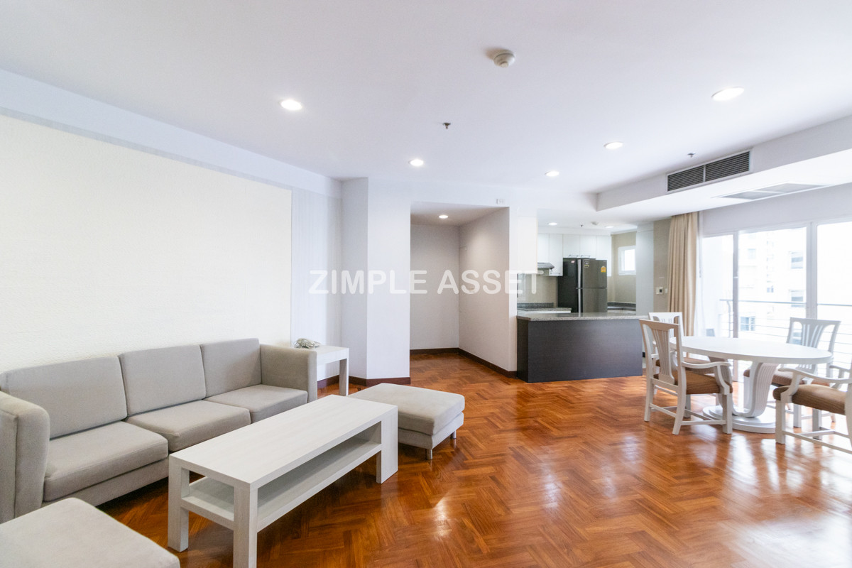 For RentSukhumvit, Asoke, Thonglor : Line ID: @zimple_asset  A luxurious residential in Sukhumvit 24. Fully furnished with complete facilities, offering a comfortable “home-like” atmosphere in a prime location with convenient access to BTS and shopping center. Pet friendly🐶