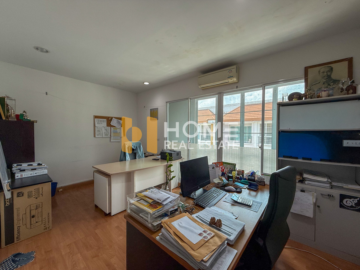 For SaleTownhomePattanakan, Srinakarin : Baan Klang Muang S - Sense Srinakharin / 4 Bedrooms (FOR SALE) GNG034