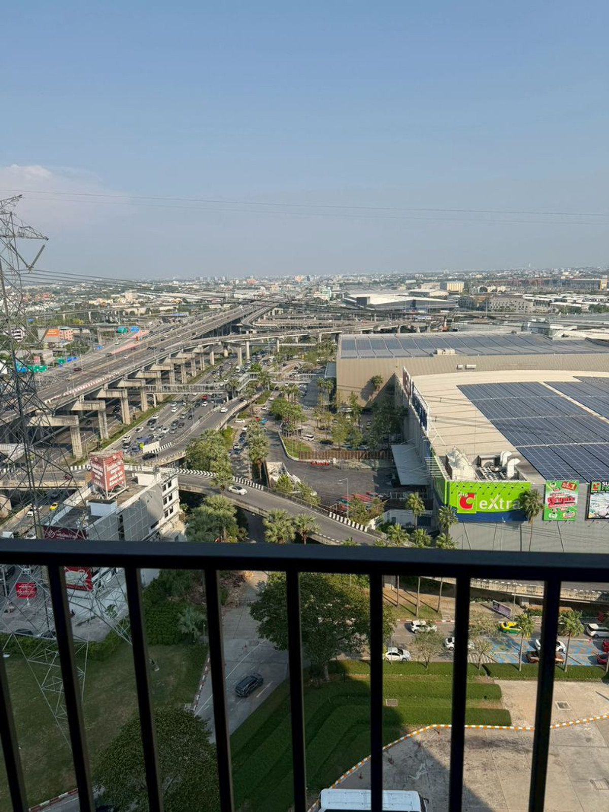 For RentCondoBangna, Bearing, Lasalle : Room for rent, 1 bedroom, 28 sq m, ready to move in, good location in Bangna area, walk 20 steps to Mega Bangna mall, NUE Mega Plus Bangna, New Mega Plus Bangna, new room, fully furnished.