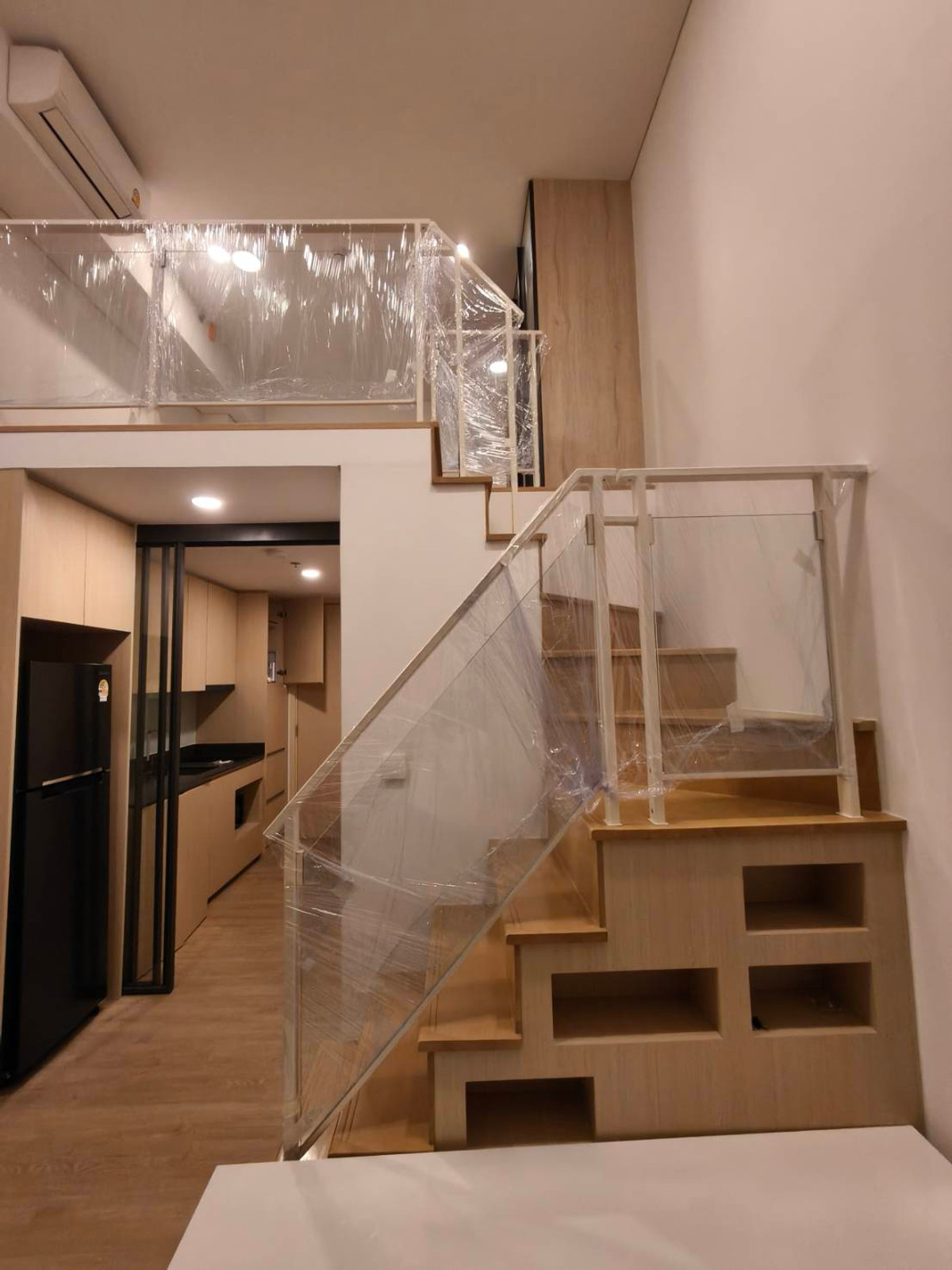 ให้เช่าคอนโดพระราม 9 เพชรบุรีตัดใหม่ RCA : เช่า  1 ห้องนอน Loft  Siamese Rama 9  