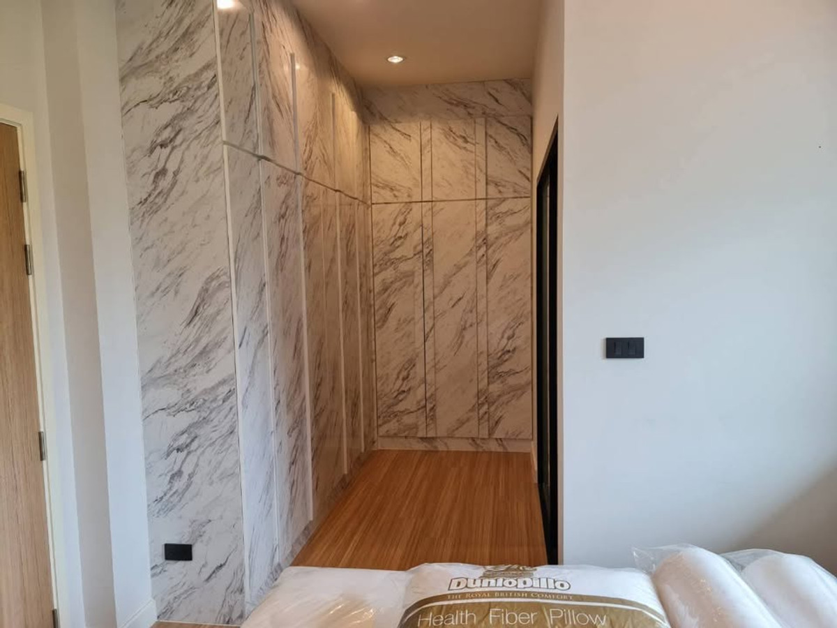 For SaleHousePattaya, Bangsaen, Chonburi : Detached House H Living Life Chaipornwithee - Motorway / 4 Bedrooms (FOR SALE) BEWN146