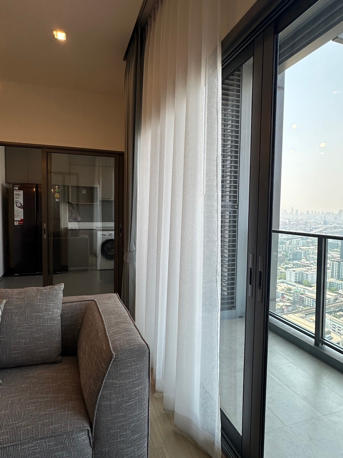For RentCondoOnnut, Udomsuk : Hot Deal! 3BR Luxury Condo @ Wishdom Connect Sukhumvit | 128 sqm | High Floor | 120,000 THB