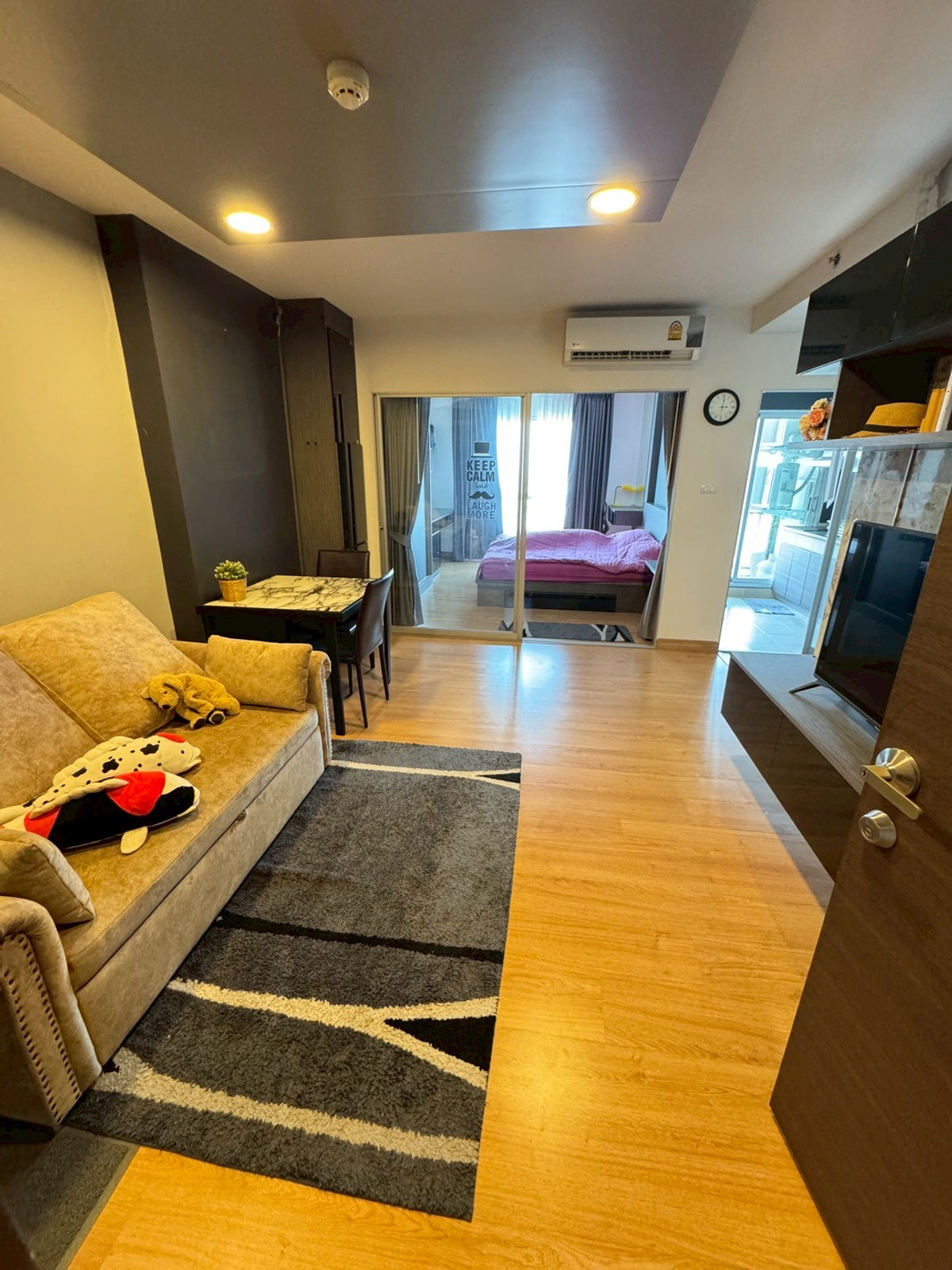 ขายคอนโดบางซื่อ วงศ์สว่าง เตาปูน : **ขายห้องพร้อมอยู่ แต่งครบสภาพใหม่!! Supalai Veranda Ratchavipha-Prachachuen 1Bedroom พื้นที่ 44 ตร.ม. ชั้น 28 อาคาร Center วิวสระว่ายน้ำ สนใจ LINE: @pattydavil555