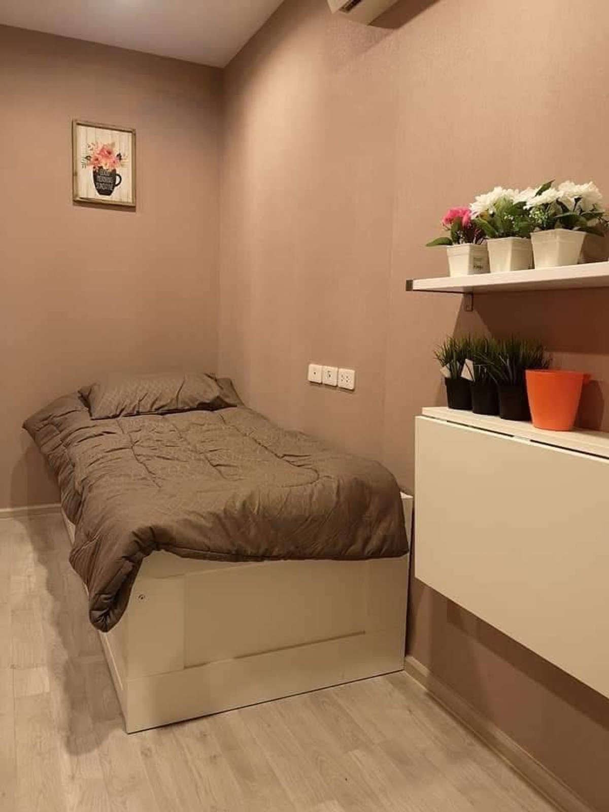 For RentCondoPinklao, Charansanitwong : P-120594 City View! Ideo Charan 1 Bed Fully Furnished 12,000 THB Near MRT  | Line Id: @easycondoplus | 099-229-6397