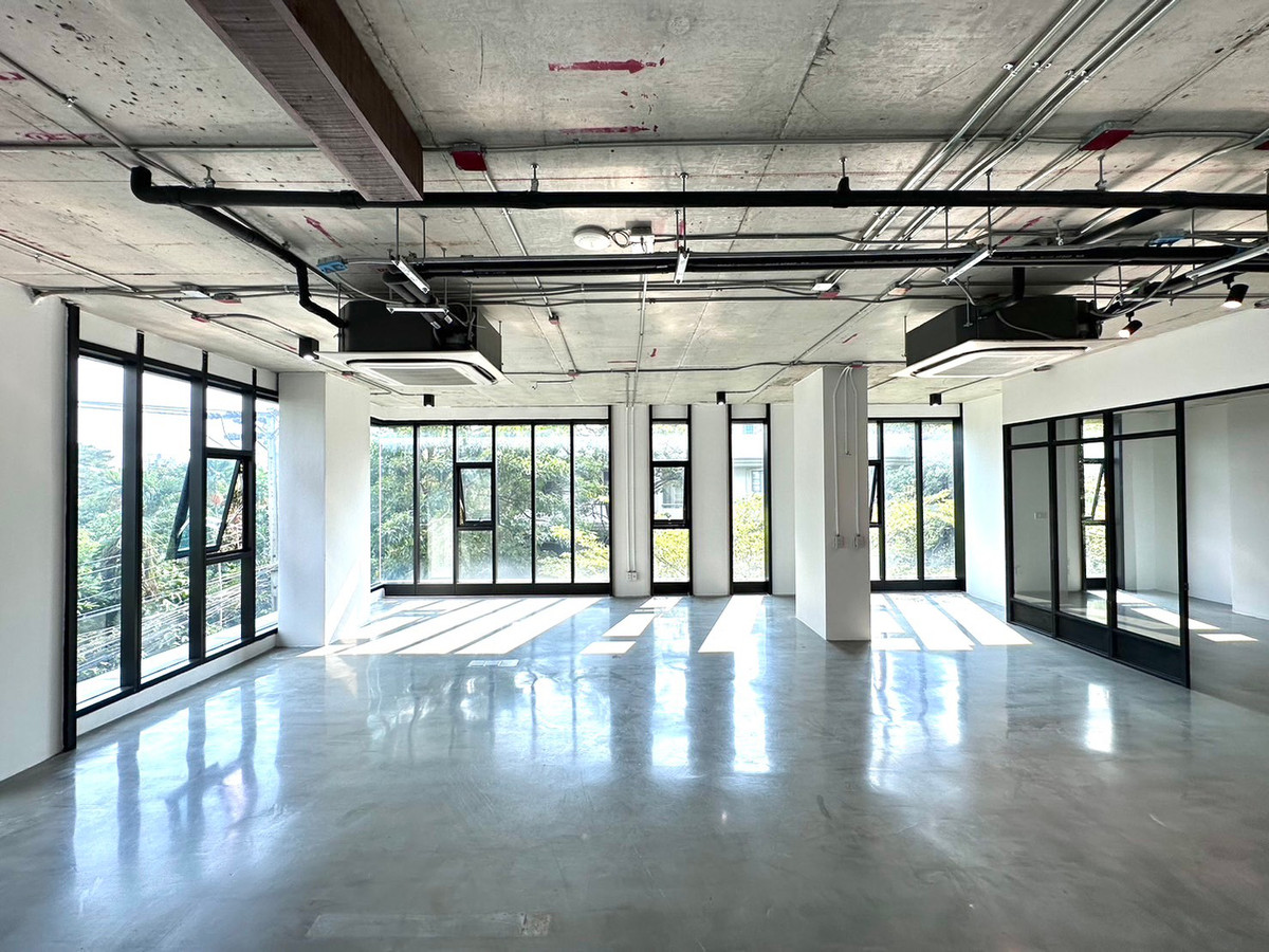 ให้เช่าสำนักงานราชเทวี พญาไท : ให้เช่า อาคารสำนักงาน Low rise มีความเป็นส่วนตัว ร่มรื่น ปลอดภัย เดินทางสะดวก ใกล้ BTS อารีย์