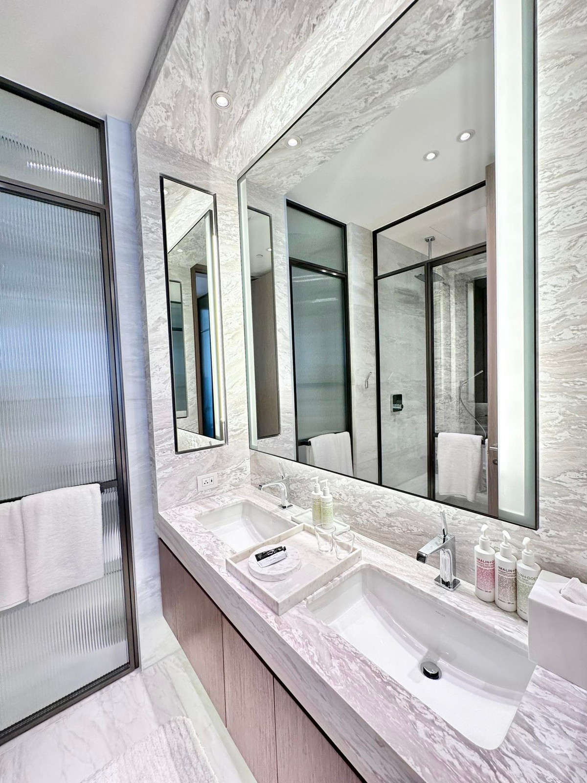 ให้เช่าคอนโดวิทยุ ชิดลม หลังสวน : ปล่อยเช่า✨คอนโดหรูใกล้ BTS ชิดลม | โครงการ  SCOPE Langsuan | 1 ห้องนอน ทำเลใจกลาง CBD , สิ่งอำนวยความสะดวกระดับ Luxuly