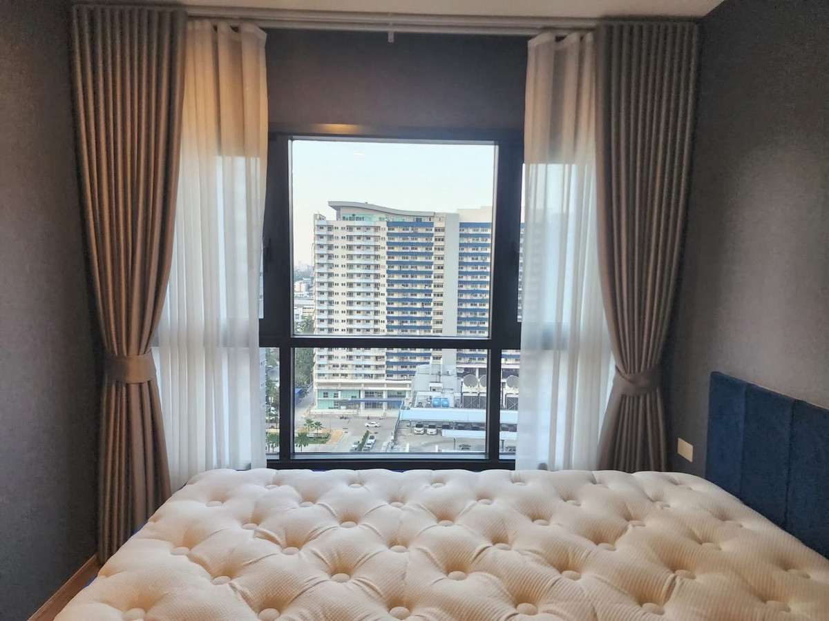 For RentCondoLadprao, Central Ladprao : 🔥HOT🔥 Condo for rent The Line Vibe 
Opposite Central Ladprao | 🔥21,000.- baht/month LINE : @area211 (with @ in front)
🚈 Near 2 BTS lines 🟢BTS Five Intersection 🔵MRT Phahon Yothin