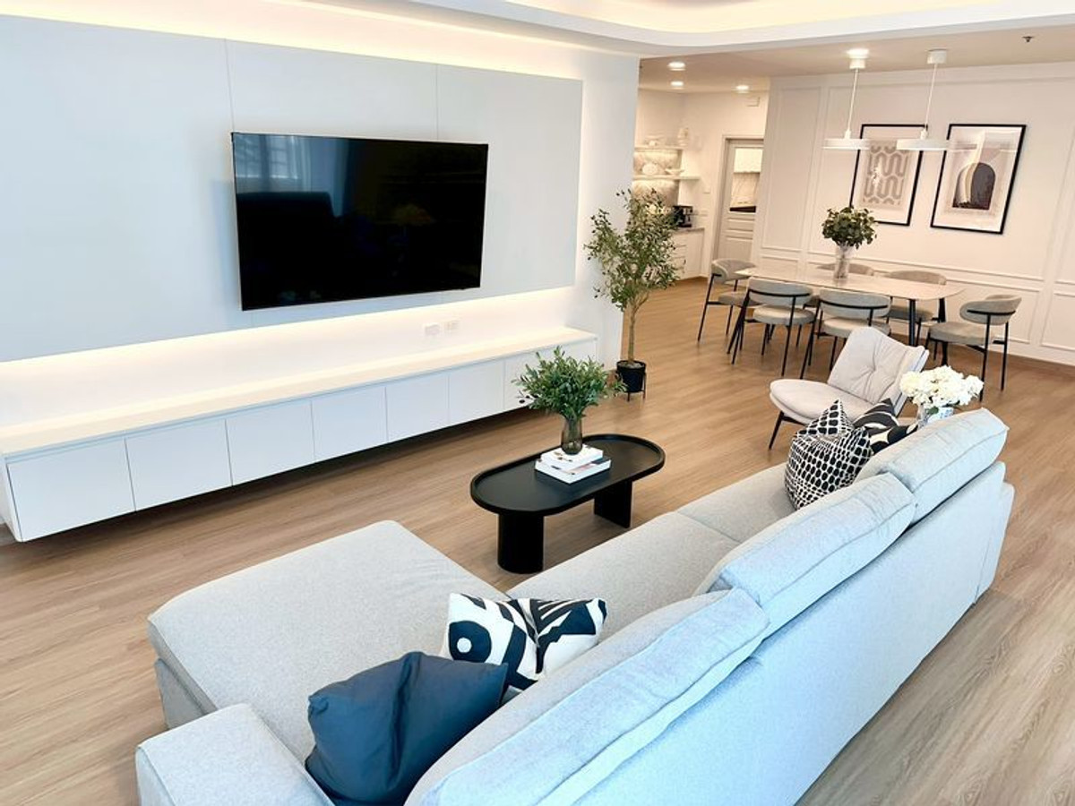 For RentCondoWitthayu, Chidlom, Langsuan, Ploenchit : BC351 Condo for rent Grand Langsua near BTS Chidlom